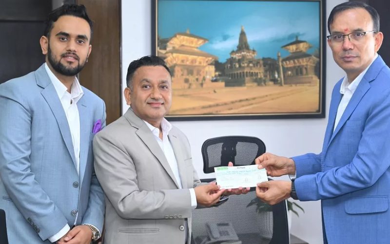 जस्मिन पेन्ट्सद्वारा प्रधानमन्त्री राहत कोषमा २५ लाख रुपैयाँ सहयोग